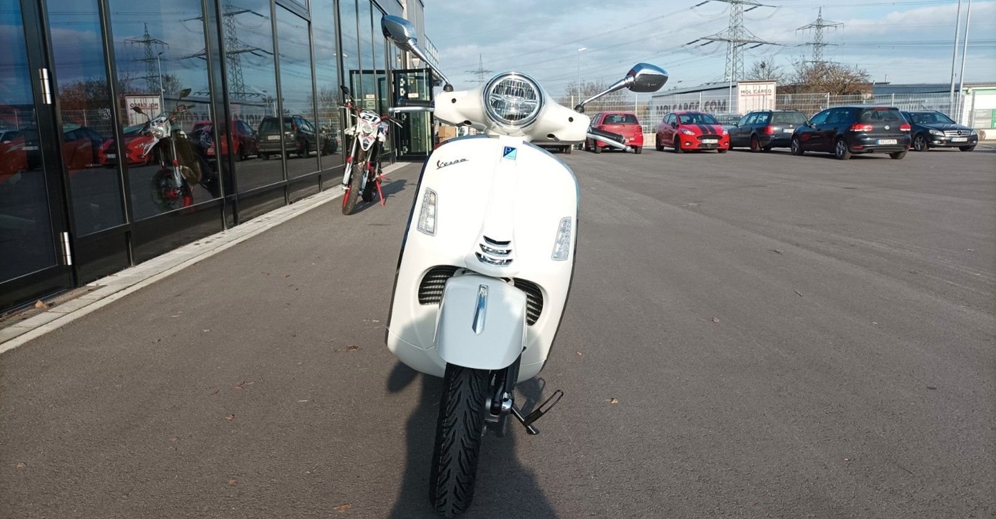 Angebot Vespa GTS 300 i.e. Super Sport