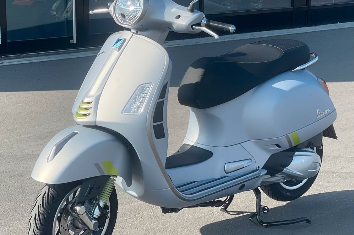 Angebot Vespa GTS 125 Super Tech