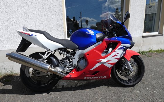 Gebrauchtmotorrad Honda CBR 600 F - Bild 1