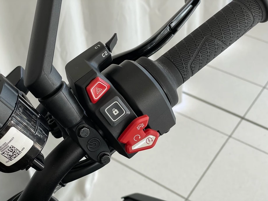 Angebot KTM 1390 Super Duke R Bild 11: Angebot KTM 1390 Super Duke R