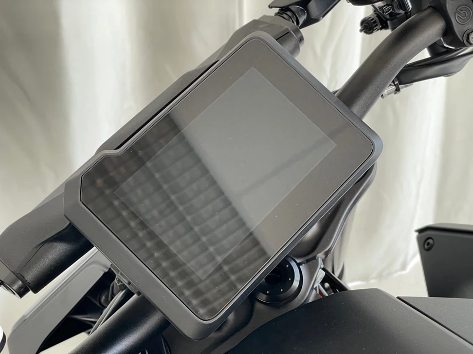 Angebot KTM 1390 Super Duke R Bild 12: Angebot KTM 1390 Super Duke R