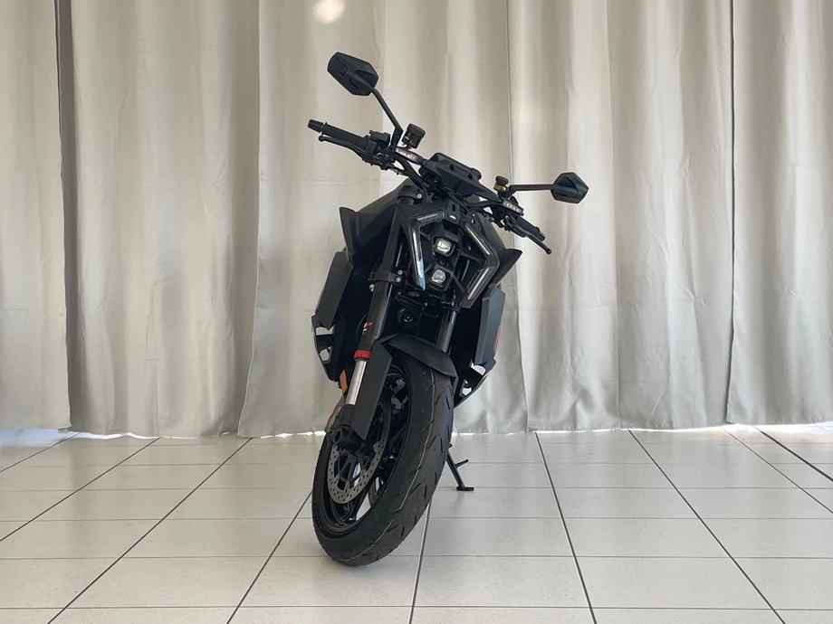 Angebot KTM 1390 Super Duke R Bild 3: Angebot KTM 1390 Super Duke R