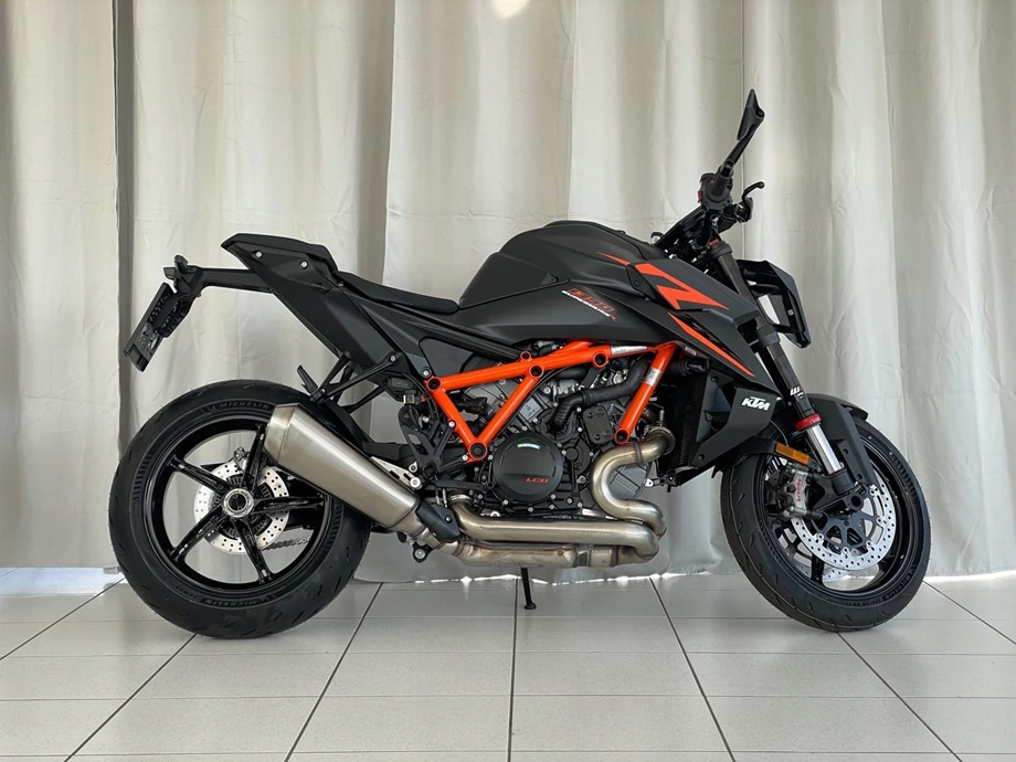 Angebot KTM 1390 Super Duke R Bild 5: Angebot KTM 1390 Super Duke R