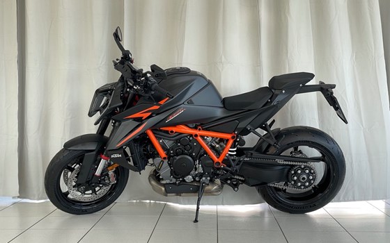 Neufahrzeug KTM 1390 Super Duke R - Bild 9 Neufahrzeug KTM 1390 Super Duke R - Bild 9