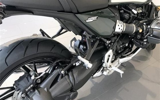 Gebrauchtmotorrad BMW R 12 nineT - Bild 4 Gebrauchtmotorrad BMW R 12 nineT - Bild 4