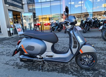 Neumotorrad Vespa GTS 300 hpe Super Sport