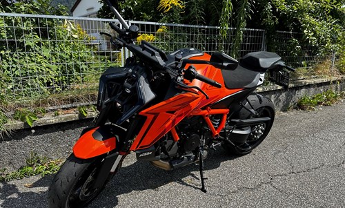 KTM 1390 Super Duke R