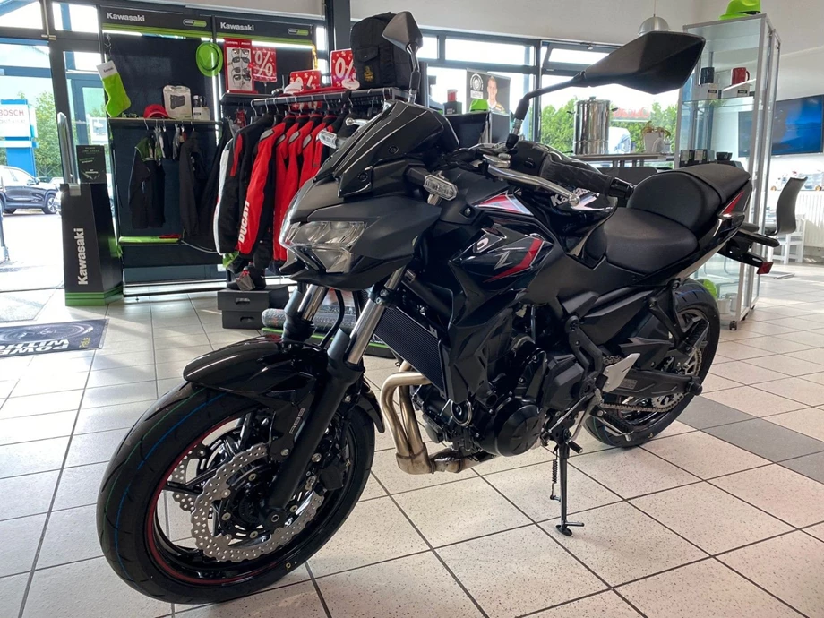 Angebot Kawasaki Z650 Bild 2: Angebot Kawasaki Z650