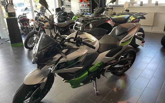 Gebrauchtmotorrad Kawasaki Z7 Hybrid - Bild 1