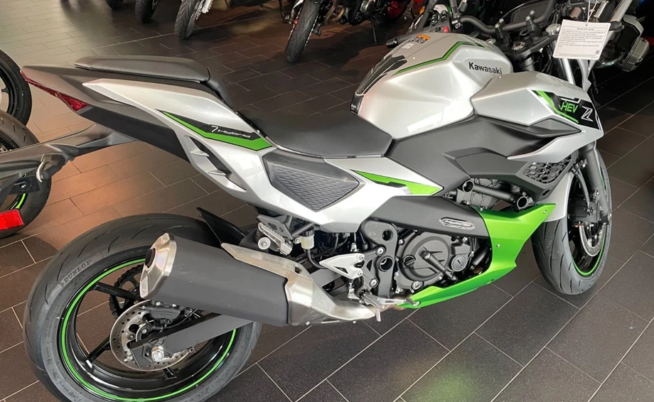 Angebot Kawasaki Z7 Hybrid Bild 3: Angebot Kawasaki Z7 Hybrid