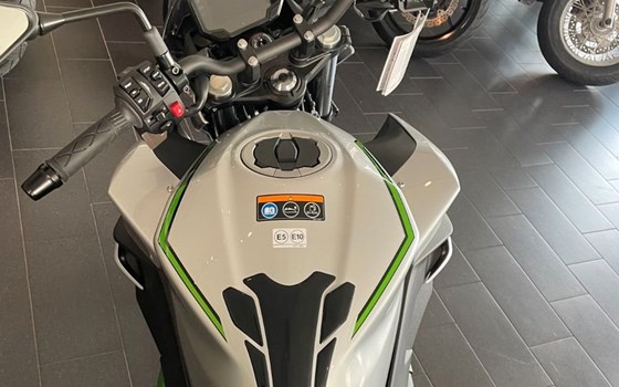Gebrauchtmotorrad Kawasaki Z7 Hybrid - Bild 4