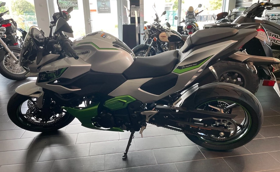 Angebot Kawasaki Z7 Hybrid Bild 6: Angebot Kawasaki Z7 Hybrid