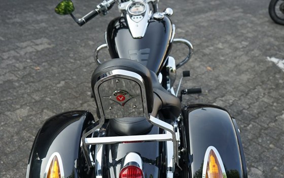 Gebrauchtmotorrad Kawasaki VN 900 Custom - Bild 11