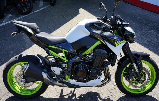 Kawasaki Z900