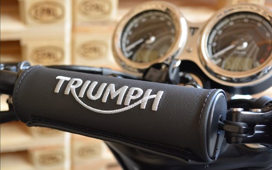 Gebrauchtmotorrad Triumph Bonneville T120 Black - Bild 6