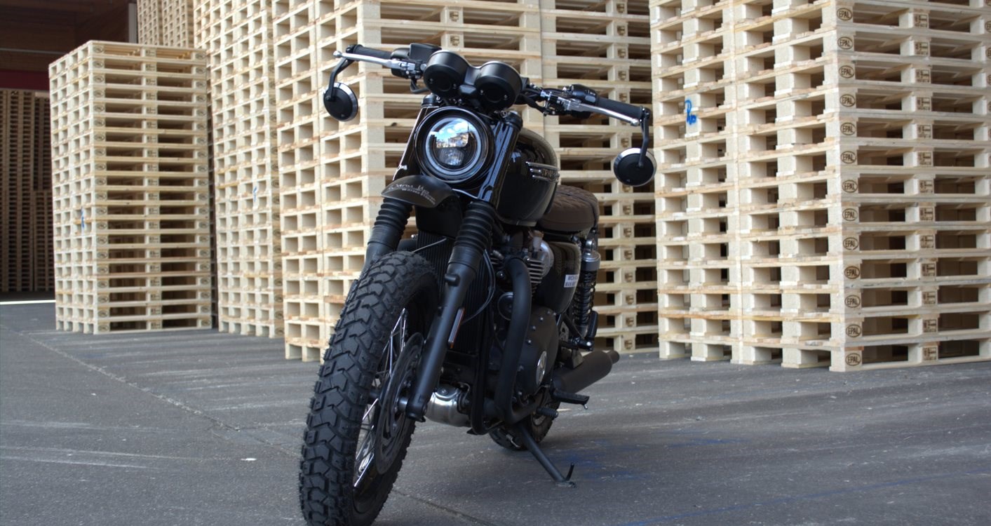 Offer Triumph Bonneville T120 Black