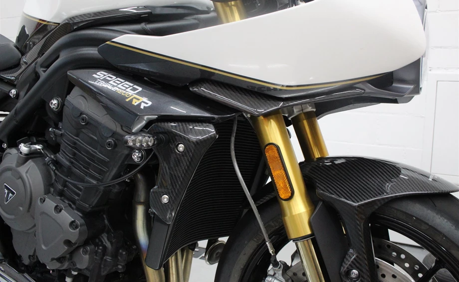 Angebot Triumph Speed Triple 1200 RR Bild 8: Angebot Triumph Speed Triple 1200 RR