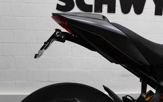 Motorrad Occasion Triumph Speed Triple 1200 RR - Bild 6