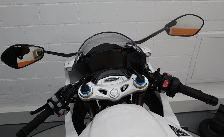 Angebot Triumph Speed Triple 1200 RR Bild 9: Angebot Triumph Speed Triple 1200 RR