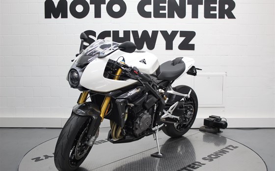 Motorrad Occasion Triumph Speed Triple 1200 RR - Bild 4