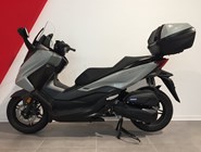 Honda Forza 125