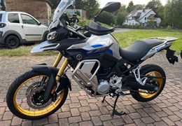 Neumotorrad Voge Valico 900i DSX