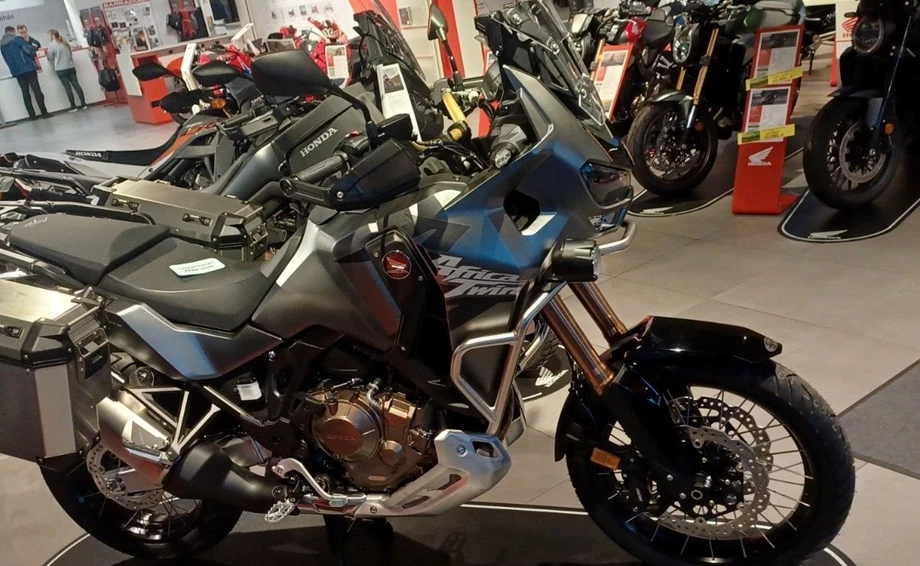 Motorcycle Africa Twin Km Zero Motorbike Honda CRF1100L Africa