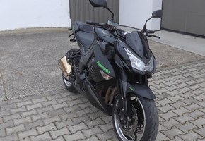 Kawasaki Z1000