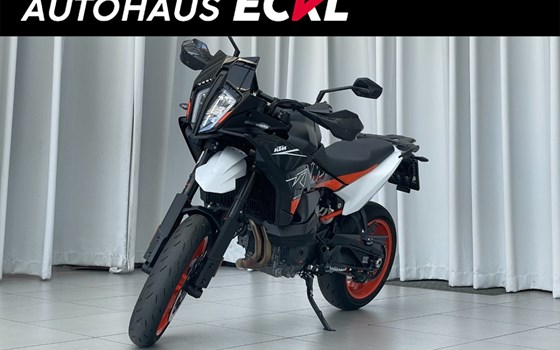 Gebrauchtmotorrad KTM 890 SMT - Bild 1 Gebrauchtmotorrad KTM 890 SMT - Bild 1