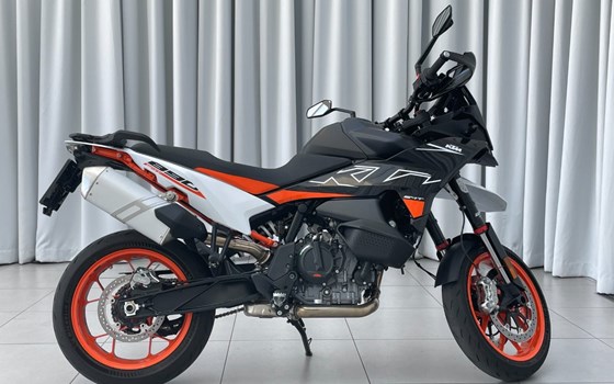 Gebrauchtmotorrad KTM 890 SMT - Bild 8