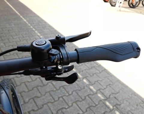 zum Vergrössern bitte anklicken!