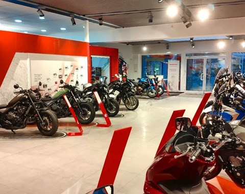 zum Vergrössern bitte anklicken!