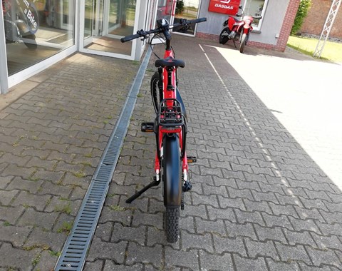 zum Vergrössern bitte anklicken!