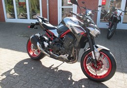 Neumotorrad Kawasaki Z900