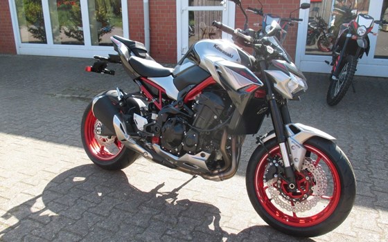 Neufahrzeug Kawasaki Z900 - Bild 1