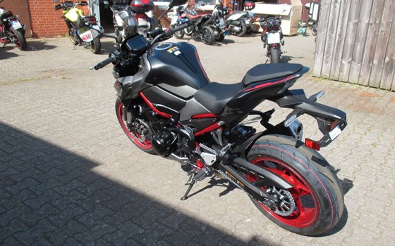 Neufahrzeug Kawasaki Z900 - Bild 5