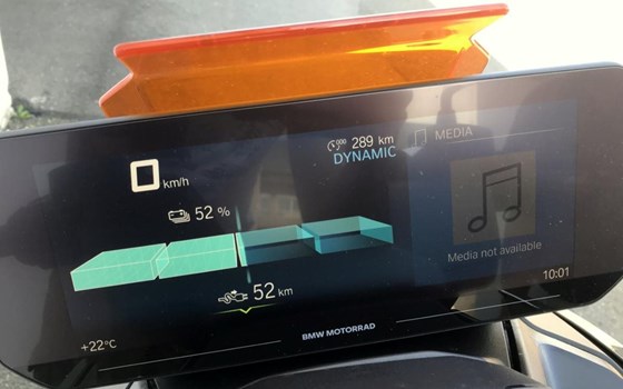 Gebrauchtmotorrad BMW CE 04 - Bild 1