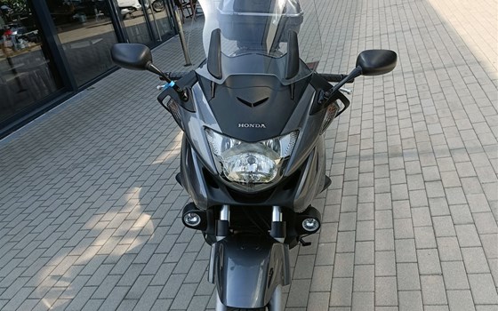 Gebrauchtmotorrad Honda NT700V Deauville - Bild 4 Gebrauchtmotorrad Honda NT700V Deauville - Bild 4