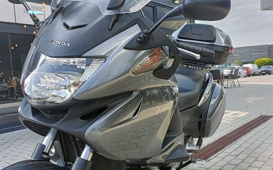 Gebrauchtmotorrad Honda NT700V Deauville - Bild 6 Gebrauchtmotorrad Honda NT700V Deauville - Bild 6