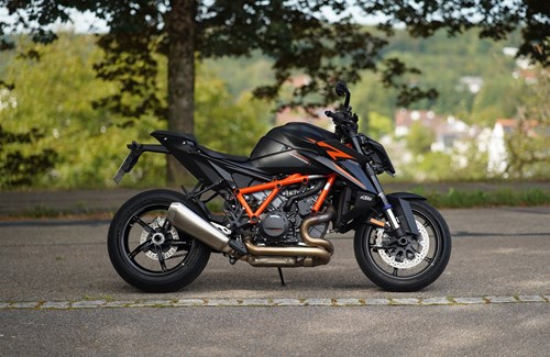 Gebrauchtmotorrad KTM 1390 Super Duke R EVO