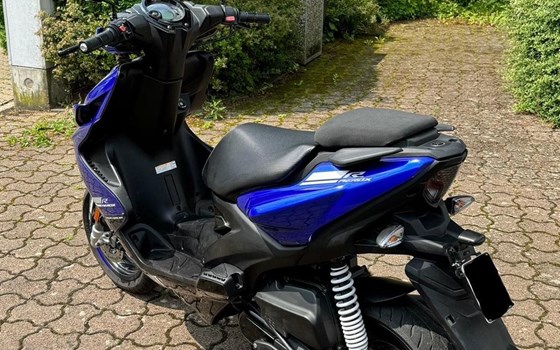 Gebrauchtmotorrad Yamaha Aerox 50 - Bild 4 Gebrauchtmotorrad Yamaha Aerox 50 - Bild 4