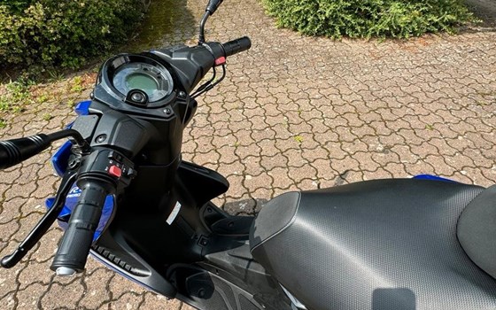 Gebrauchtmotorrad Yamaha Aerox 50 - Bild 6 Gebrauchtmotorrad Yamaha Aerox 50 - Bild 6