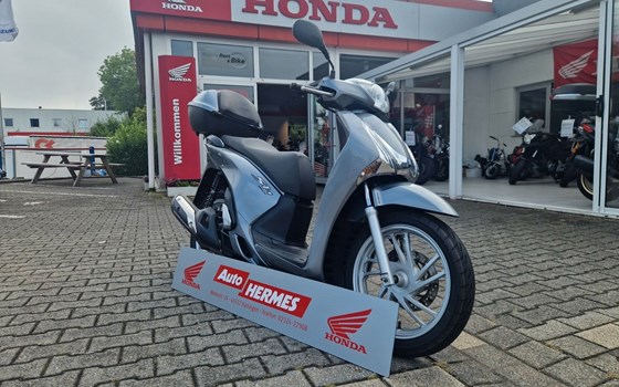 Gebrauchtmotorrad Honda SH150i - Bild 1