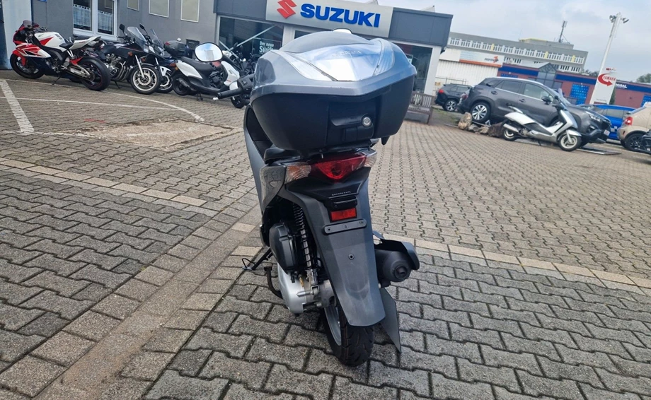 Angebot Honda SH150i Bild 4: Angebot Honda SH150i