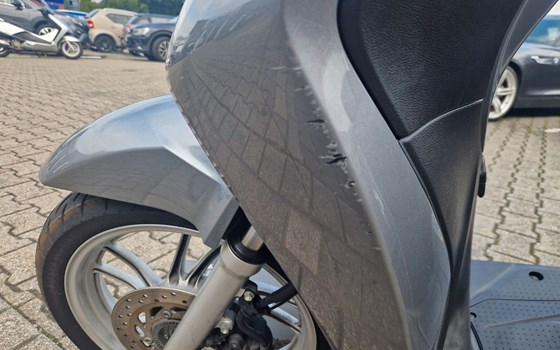 Gebrauchtmotorrad Honda SH150i - Bild 8