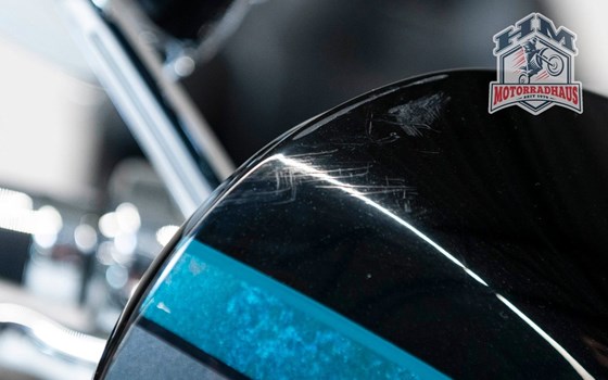 Gebrauchtmotorrad Harley-Davidson Electra Glide Ultra Classic FLHTCU - Bild 11