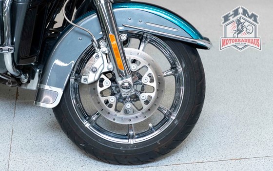 Gebrauchtmotorrad Harley-Davidson Electra Glide Ultra Classic FLHTCU - Bild 19