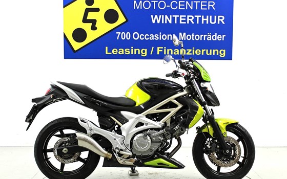 Motorrad Occasion Suzuki SFV 650 Gladius - Bild 1