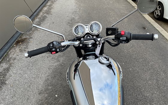 Gebrauchtmotorrad Triumph BONNEVILLE T120 CHROME EDITION - Bild 6 Gebrauchtmotorrad Triumph BONNEVILLE T120 CHROME EDITION - Bild 6