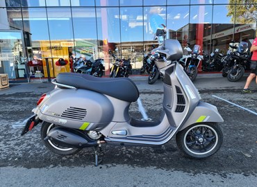 Gebrauchtmotorrad Vespa GTS 300 Super Tech